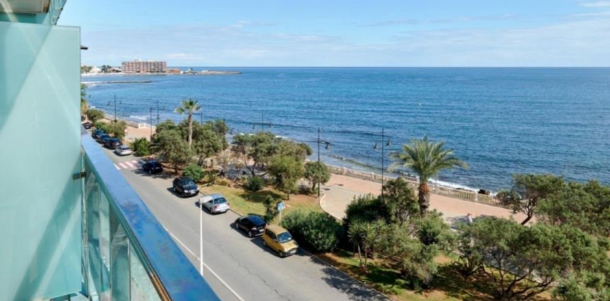 Appartamento Torrevieja, Alicante, Spagna 3 camere da letto, 156 mq. N° 112898
