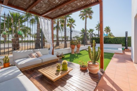 Villa in vendita Condado de Alhama Golf Resort, Murcia, Spagna 2 camere da letto, 79 mq. N° 138881 - foto 1