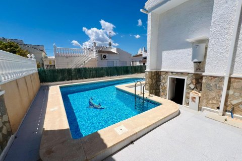 Villetta a schiera in vendita Torrevieja, Alicante, Spagna 2 camere da letto, 114 mq. N° 138885 - foto 15
