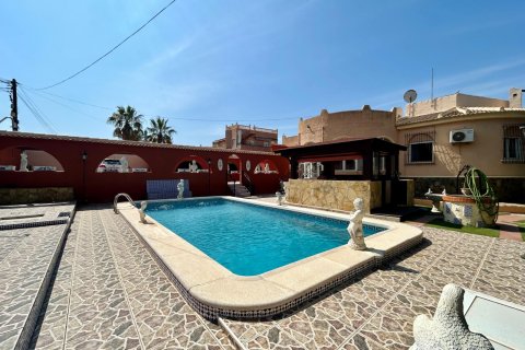 Villa in vendita Torrevieja, Alicante, Spagna 3 camere da letto, 168 mq. N° 138883 - foto 1