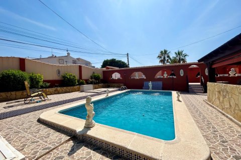 Villa in vendita Torrevieja, Alicante, Spagna 3 camere da letto, 168 mq. N° 138883 - foto 2