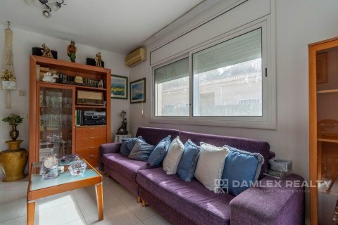 Villa en venta en Lloret de Mar, Gerona, España 3 dormitorios, 135 m2 No. 177278 - foto 11