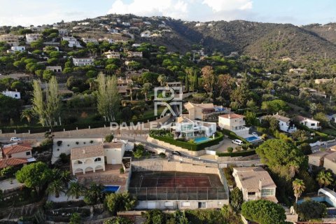 Tomt till salu i Platja D'aro, Girona, Spanien 935 kvm. Nr. 177277 - foto 2