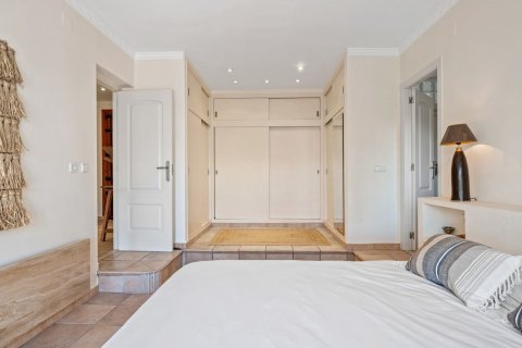 Działka w Altea, Alicante, Hiszpania 6 sypialni, 425 mkw. nr 179814 – zdjęcie 30
