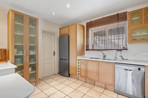 Działka w Altea, Alicante, Hiszpania 6 sypialni, 425 mkw. nr 179814 – zdjęcie 24
