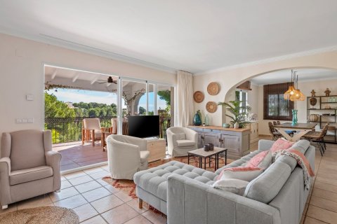 Działka w Altea, Alicante, Hiszpania 6 sypialni, 425 mkw. nr 179814 – zdjęcie 9