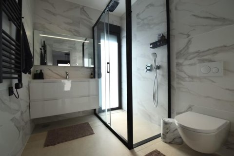 Huvila myytävänä Dehesa De Campoamor, Alicante, Espanja, 3 makuuhuonetta, 237 m2 No. 179813 - kuva 16
