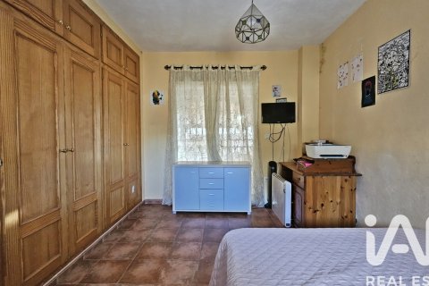 Hus till salu i Aguilas, Murcia, Spanien 5 sovrum, 259 kvm. Nr. 173287 - foto 10