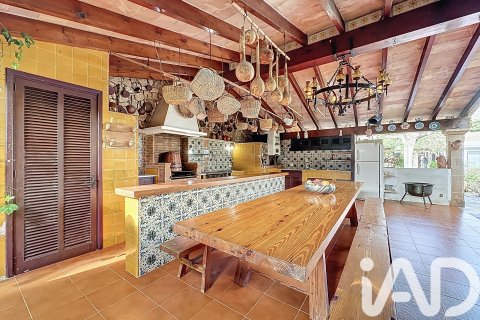 House à Pollenca, Mallorca, Espagne 6 chambres, 587 m2 No. 173292