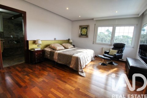 Hus till salu i Girona, Spanien 3 sovrum, 317 kvm. Nr. 173291 - foto 18
