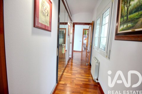 Hus till salu i Girona, Spanien 3 sovrum, 317 kvm. Nr. 173291 - foto 17