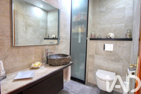 Hus till salu i Girona, Spanien 3 sovrum, 317 kvm. Nr. 173291 - foto 15