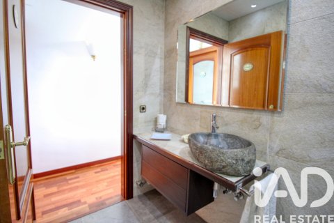 Hus till salu i Girona, Spanien 3 sovrum, 317 kvm. Nr. 173291 - foto 16