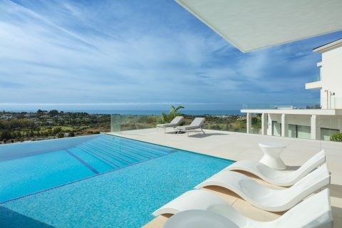 Villa till salu Benahavis, Malaga, Spanien 7 sovrum, 1365 kvm. Nr. 137023 - foto 1
