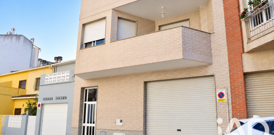 Hus i Vinaros, Castellon, Spanien 4 sovrum, 283 kvm. Nr. 196561