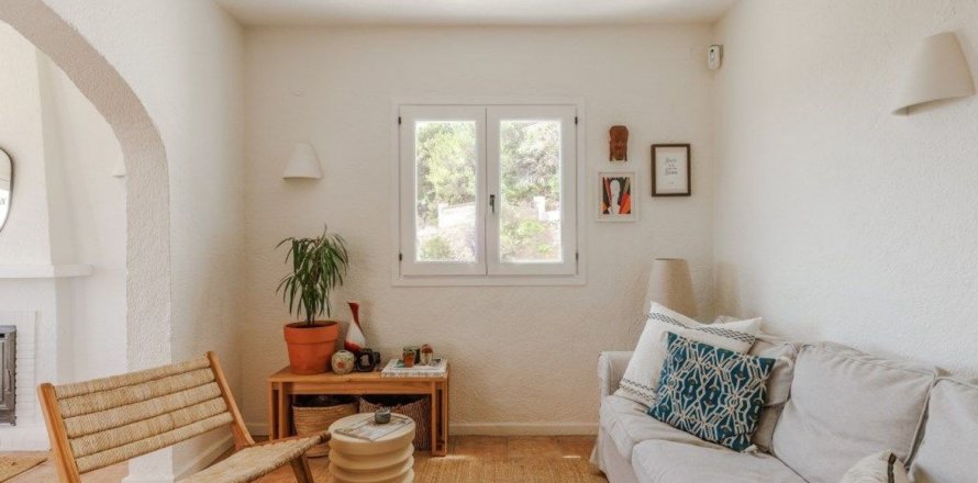 Duplex in Javea, Alicante, Spain 4 bedrooms, 128 sq.m. No. 180068