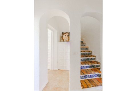 Duplex for sale in Javea, Alicante, Spain 4 bedrooms, 128 sq.m. No. 180068 - photo 5