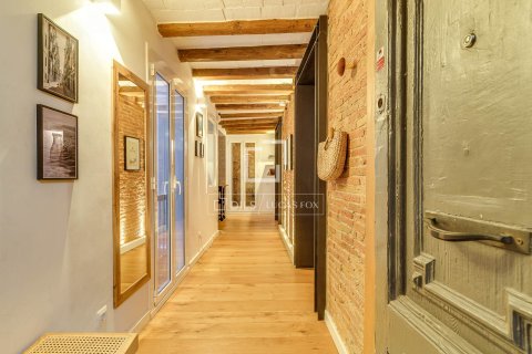 Apartment for sale in Barcelona, Spain 3 bedrooms, 91 sq.m. No. 167963 - photo 20