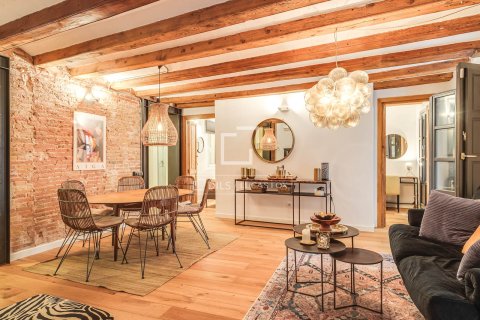 Apartment for sale in Barcelona, Spain 3 bedrooms, 91 sq.m. No. 167963 - photo 11