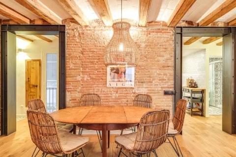 Apartment for sale in Barcelona, Spain 3 bedrooms, 91 sq.m. No. 167963 - photo 10
