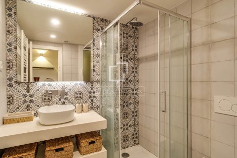 Apartment for sale in Barcelona, Spain 3 bedrooms, 91 sq.m. No. 167963 - photo 6