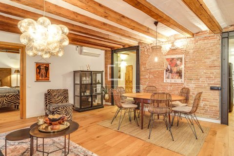 Apartment for sale in Barcelona, Spain 3 bedrooms, 91 sq.m. No. 167963 - photo 2