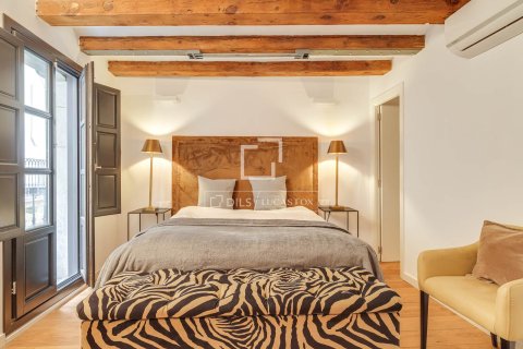Apartment for sale in Barcelona, Spain 3 bedrooms, 91 sq.m. No. 167963 - photo 3