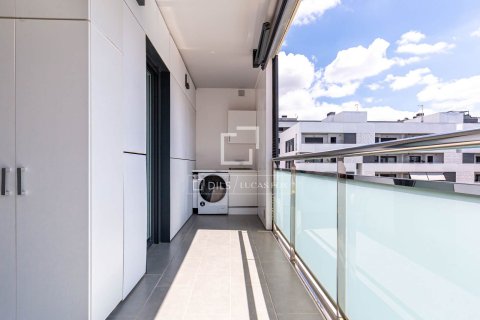 Apartment for sale in Sant Just Desvern, Barcelona, Spain 4 bedrooms, 116 sq.m. No. 167960 - photo 10