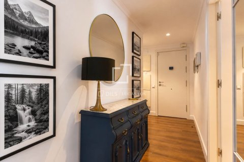Apartment for sale in Sant Just Desvern, Barcelona, Spain 4 bedrooms, 116 sq.m. No. 167960 - photo 5