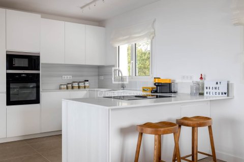 Villa à vendre à Sant Pol de Mar, Barcelona, Espagne, 4 chambres, 250 m2 No. 167961 - photo 6