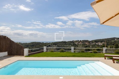 Villa à vendre à Sant Pol de Mar, Barcelona, Espagne, 4 chambres, 250 m2 No. 167961 - photo 29