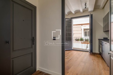 Apartment for sale in Barcelona, Spain 2 bedrooms, 101 sq.m. No. 167962 - photo 25