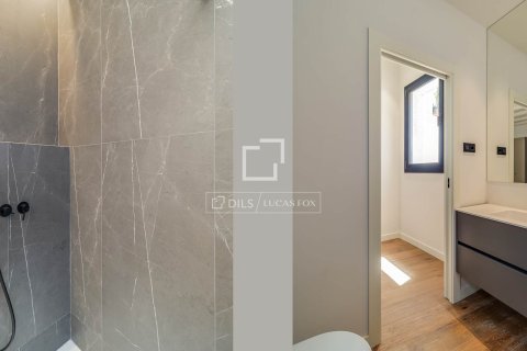 Apartment for sale in Barcelona, Spain 2 bedrooms, 101 sq.m. No. 167962 - photo 22