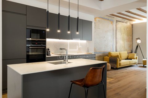 Huoneisto vuokrattavana Barcelona, Espanja, 2 makuuhuonetta, 115 m2 No. 167965 - kuva 22