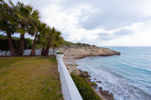 Casa in vendita a Vilanova i la Geltru, Barcelona, Spagna 5 camere da letto, 300 mq. N° 167716 - foto 17
