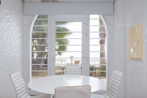 Casa in vendita a Vilanova i la Geltru, Barcelona, Spagna 5 camere da letto, 300 mq. N° 167716 - foto 9