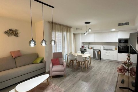 Lägenhet för uthyrning i Valencia, Spanien 1 sovrum, 75 kvm. Nr. 148777 - foto 3