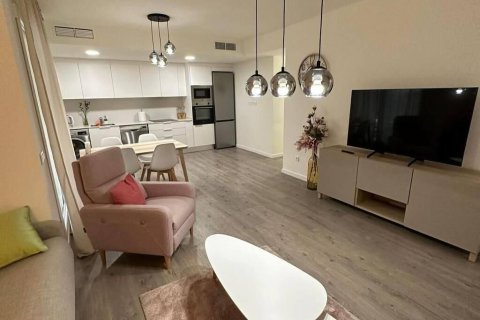 Lägenhet för uthyrning i Valencia, Spanien 1 sovrum, 75 kvm. Nr. 148777 - foto 2