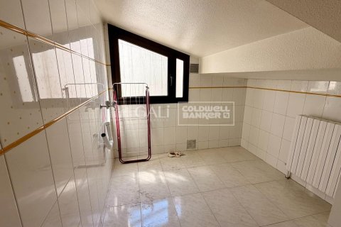Huoneisto vuokrattavana Principado De Andorra (Ninguna Poblacion Tiene C.P.), Lleida, Espanja, 2 makuuhuonetta, 70 m2 No. 178416 - kuva 18