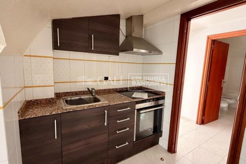 Huoneisto vuokrattavana Principado De Andorra (Ninguna Poblacion Tiene C.P.), Lleida, Espanja, 2 makuuhuonetta, 70 m2 No. 178416 - kuva 7