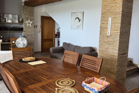Villa for sale in Tarbena, Alicante, Spain 4 bedrooms,  No. 149978 - photo 4