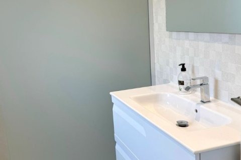 Villa for sale in L'Alfàs del Pi, Alicante, Spain 4 bedrooms, 350 sq.m. No. 149977 - photo 16