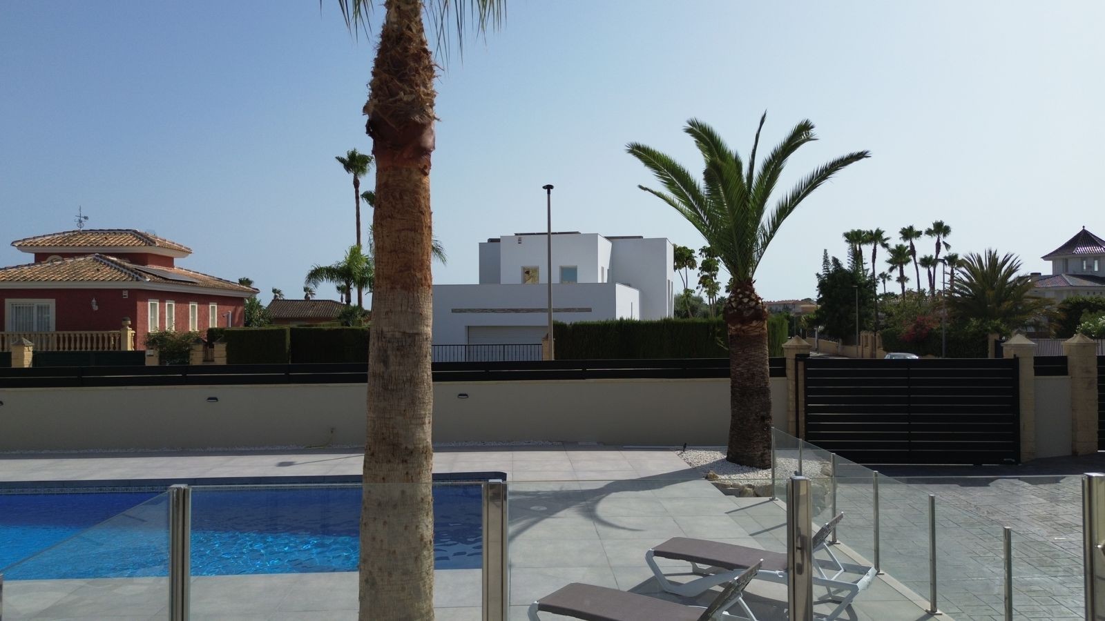Villa i L'Alfàs del Pi, Alicante, Spanien 4 sovrum, 350 kvm. Nr. 149977