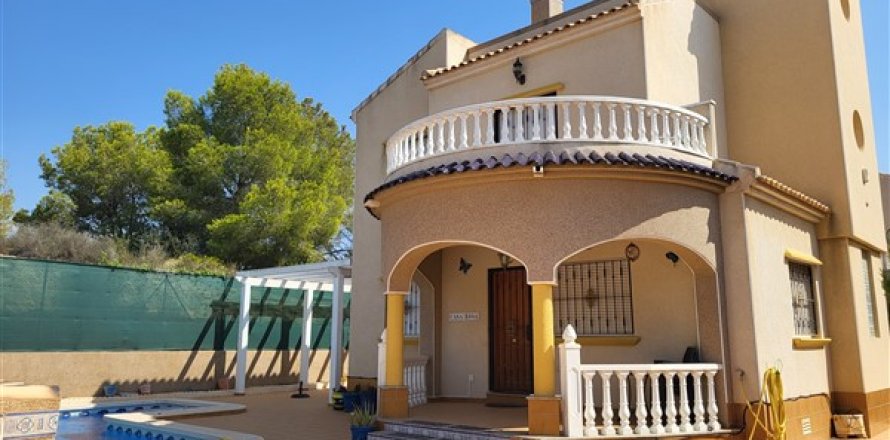 Villa en Villamartin, Alicante, España 3 dormitorios, 100 m2 No. 149974