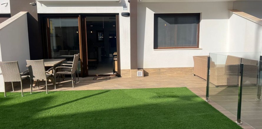 Huoneisto San Pedro del Pinatar, Murcia, Espanja 2 makuuhuonetta,  No. 149979