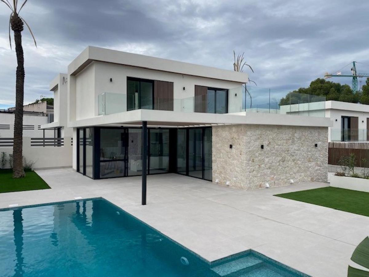 Villa en Alicante, España 3 dormitorios, 130 m2 No. 112922
