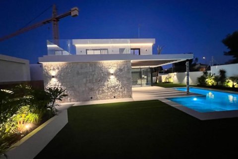 Villa for sale Alicante, Spain 3 bedrooms, 130 sq.m. No. 112922 - photo 3