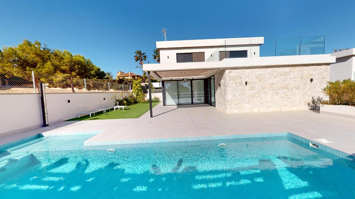 Villa en Alicante, España 3 dormitorios, 130 m2 No. 112922