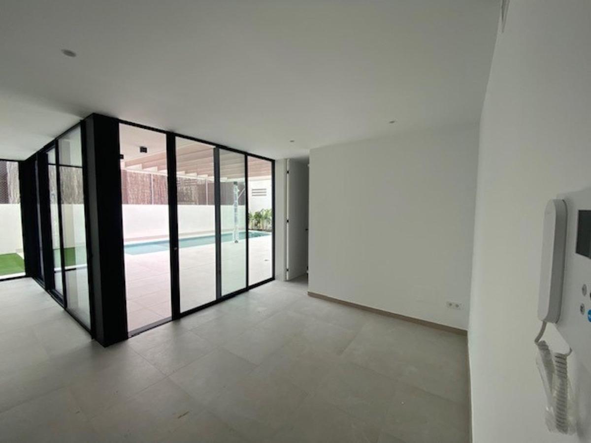 Villa en Alicante, España 3 dormitorios, 130 m2 No. 112922