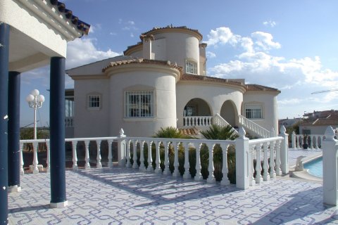 Villa pārdošanā Algorfa, Alicante, Spānijā 3 istabas, 175 m2 Nr. 112920 - attēls 1